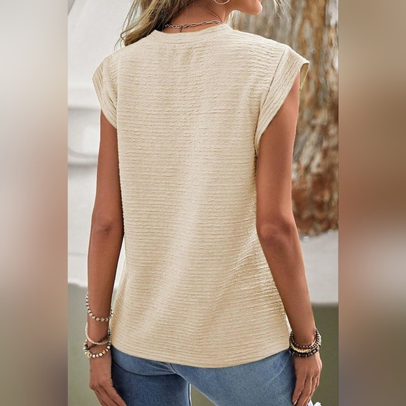 Round Neck Cap Sleeve Blouse. Hit The Like ♡ Button For SALE Price!! - Picture 3 of 4